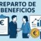 reparto de beneficios con empresarios dándose la mano, un gráfico financiero, una moneda de euro, calculadora y documento económico